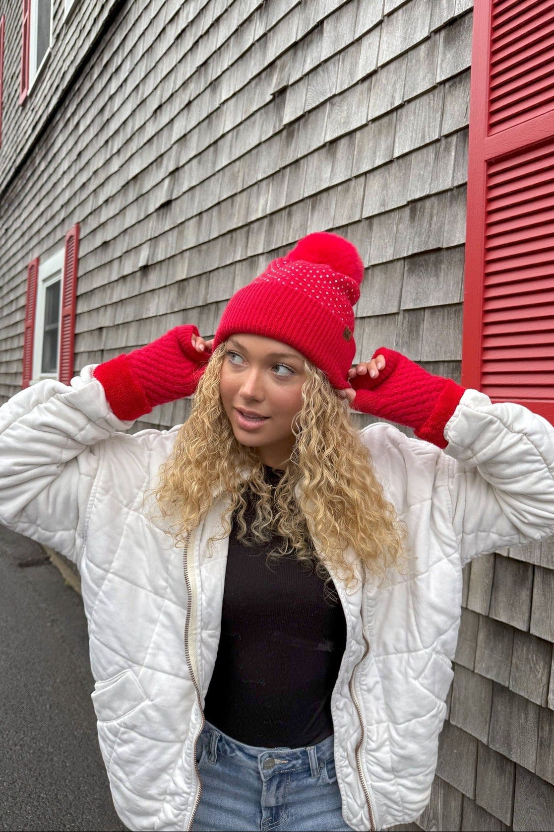 HTE0101 Rhinestone All Over Pom Beanie - MiMi Wholesale
