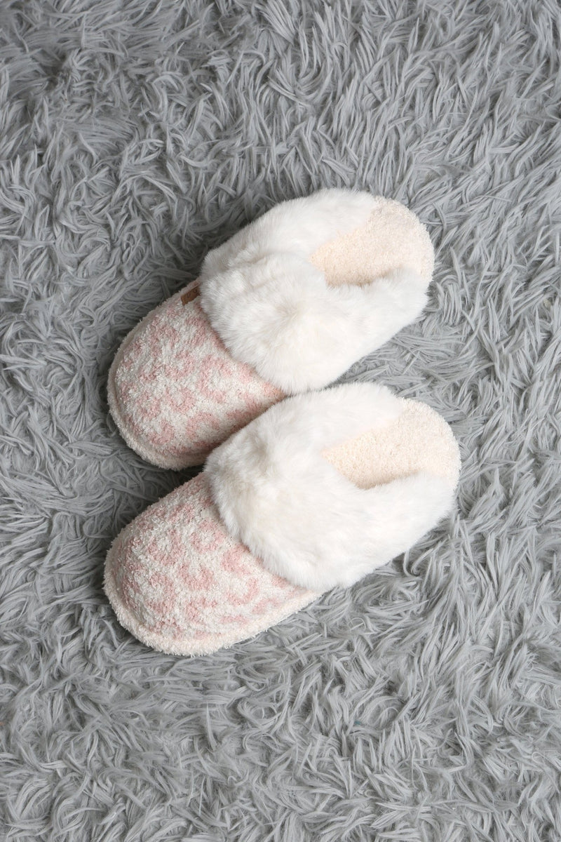JCL6125 Super Lux Leopard Faux Fur Cuff Slippers - MiMi Wholesale