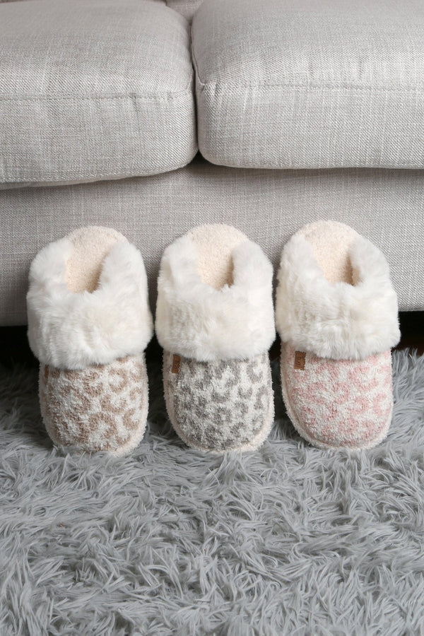 JCL6125 Super Lux Leopard Faux Fur Cuff Slippers - MiMi Wholesale