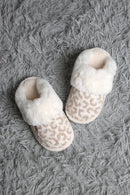 JCL6125 Super Lux Leopard Faux Fur Cuff Slippers - MiMi Wholesale
