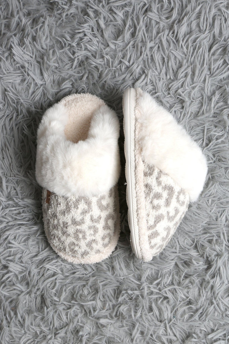 JCL6125 Super Lux Leopard Faux Fur Cuff Slippers - MiMi Wholesale