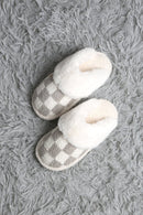 JCL6126 Super Lux Checker Faux Fur Cuff Slippers - MiMi Wholesale