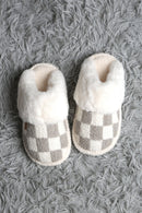 JCL6126 Super Lux Checker Faux Fur Cuff Slippers - MiMi Wholesale