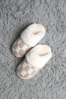 JCL6126 Super Lux Checker Faux Fur Cuff Slippers - MiMi Wholesale