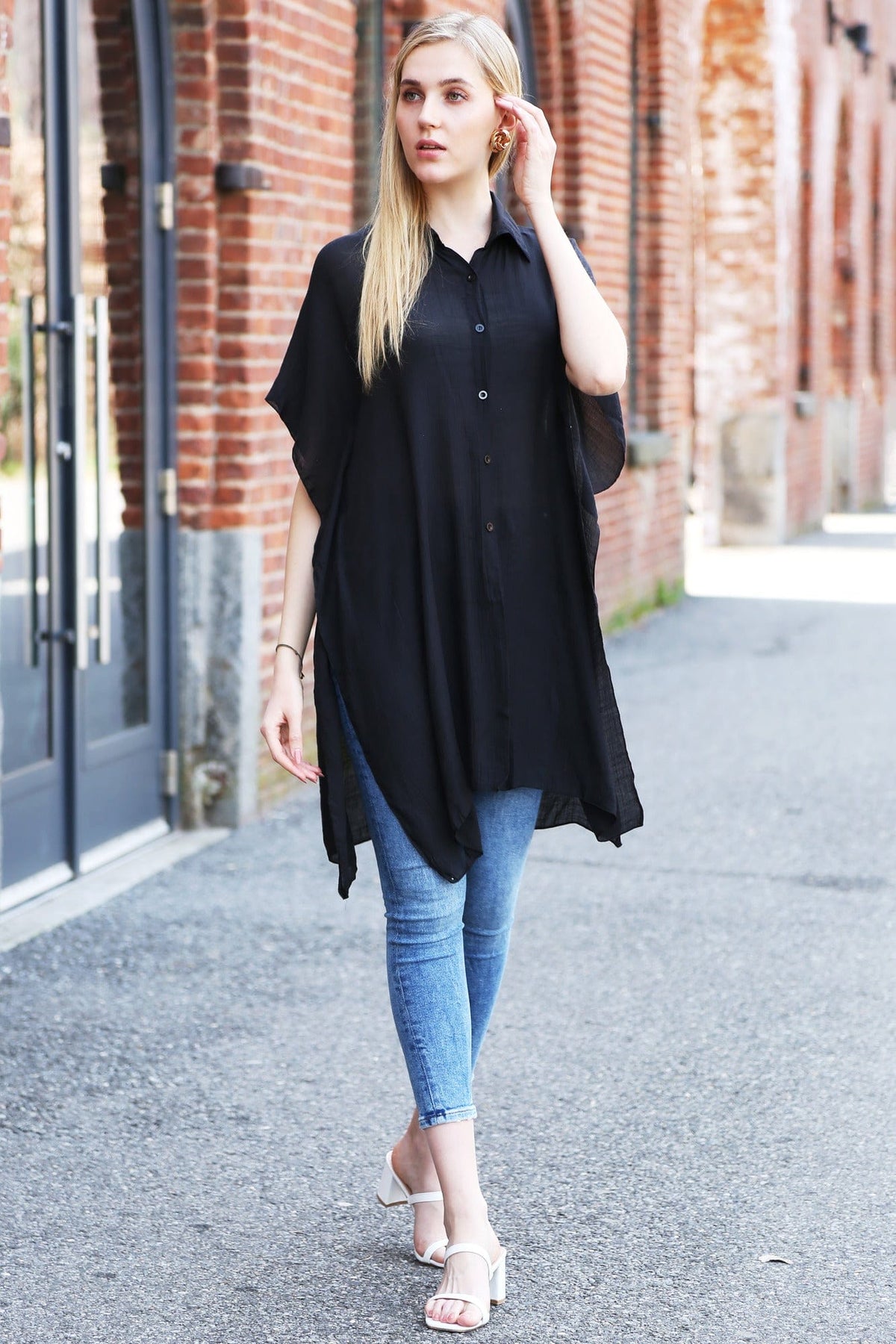 JP5009 Oversized Long Sleeveless Button Up Shirt - MiMi Wholesale