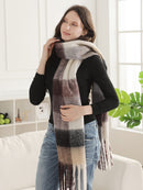 JS2431 Plaid Chunky Scarf With Fringe - MiMi Wholesale