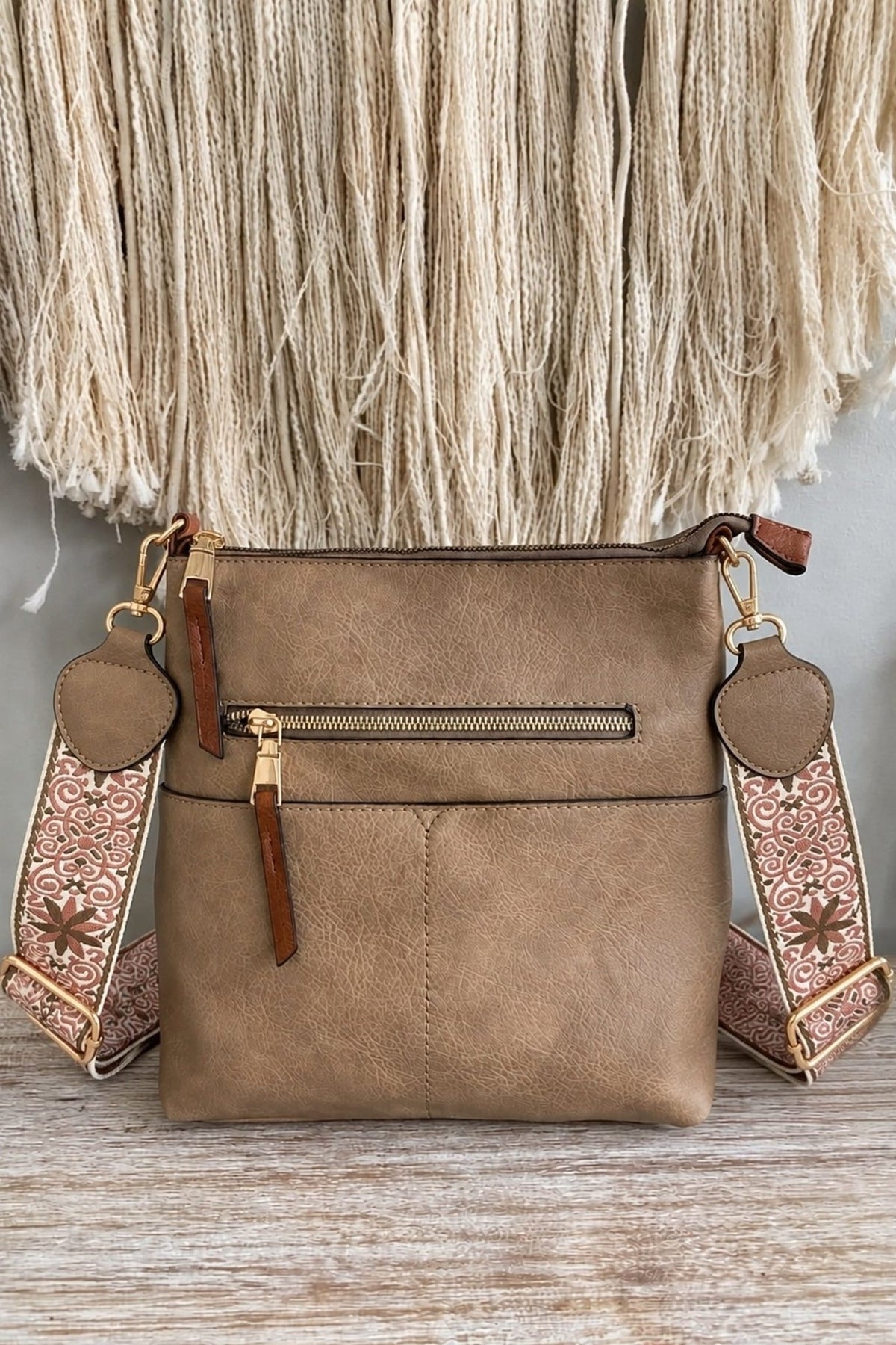 LQF038G Elena Guitar Strap Crossbody Bag - MiMi Wholesale