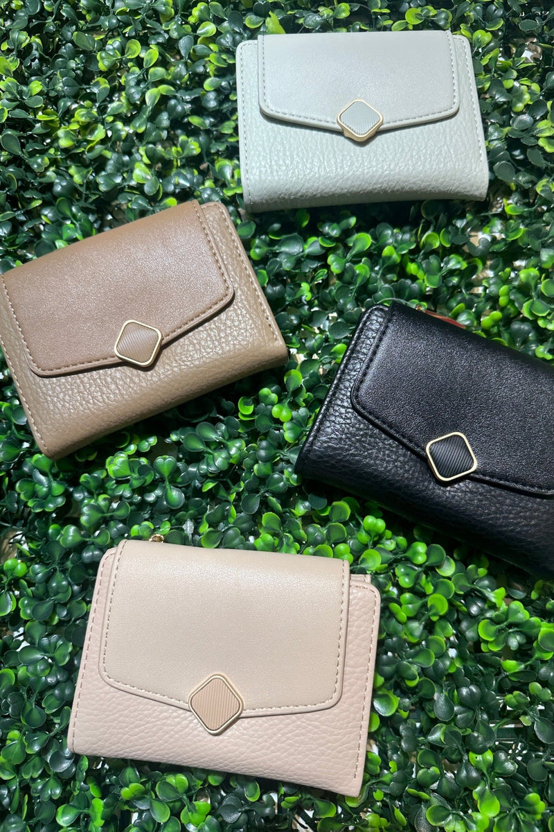 M6601 Linda Small Zip and Fold Wallet - MiMi Wholesale