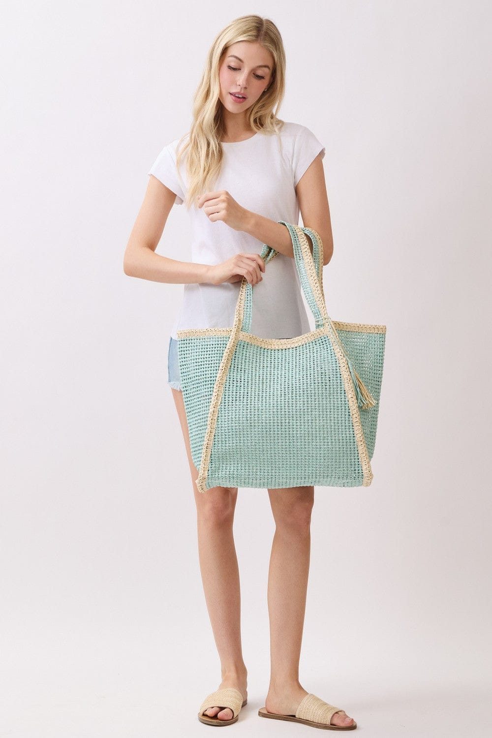 MB0338 Two Tone Woven Straw Beach Tote Bag - MiMi Wholesale