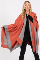 MS0393 Two Tone Pull Through Ruana - MiMi Wholesale