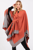 MS0393 Two Tone Pull Through Ruana - MiMi Wholesale