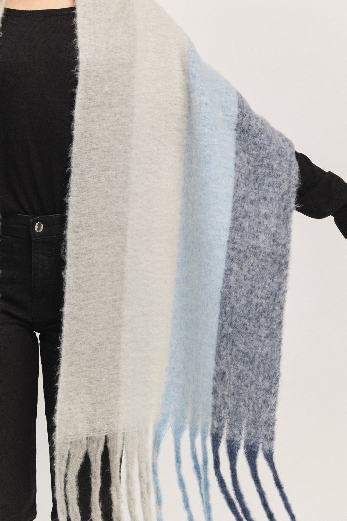 MS0452 Solid Brushed Fringe Scarf - MiMi Wholesale