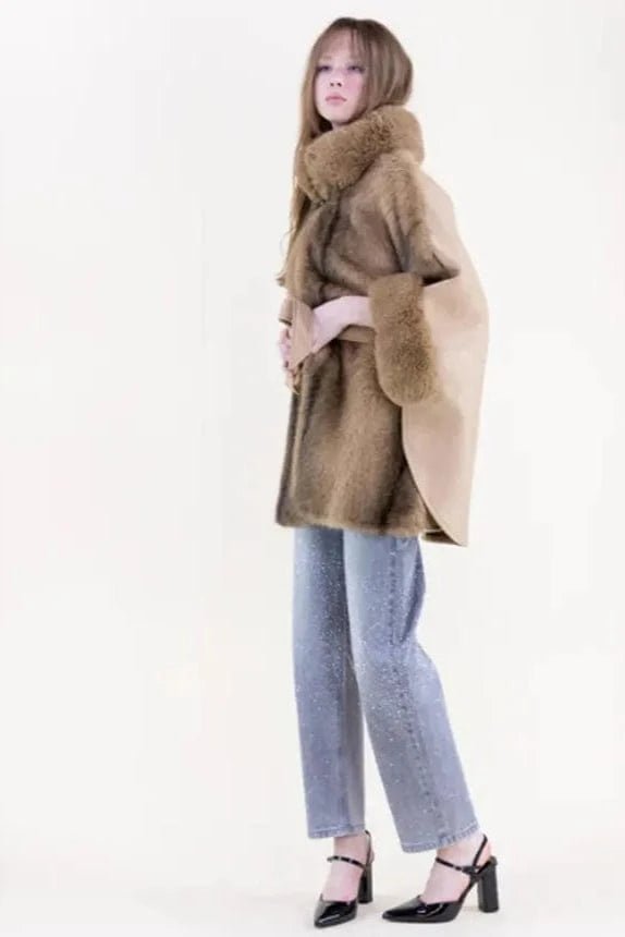P6199 Vegan Suede Belted Fur Cape - MiMi Wholesale