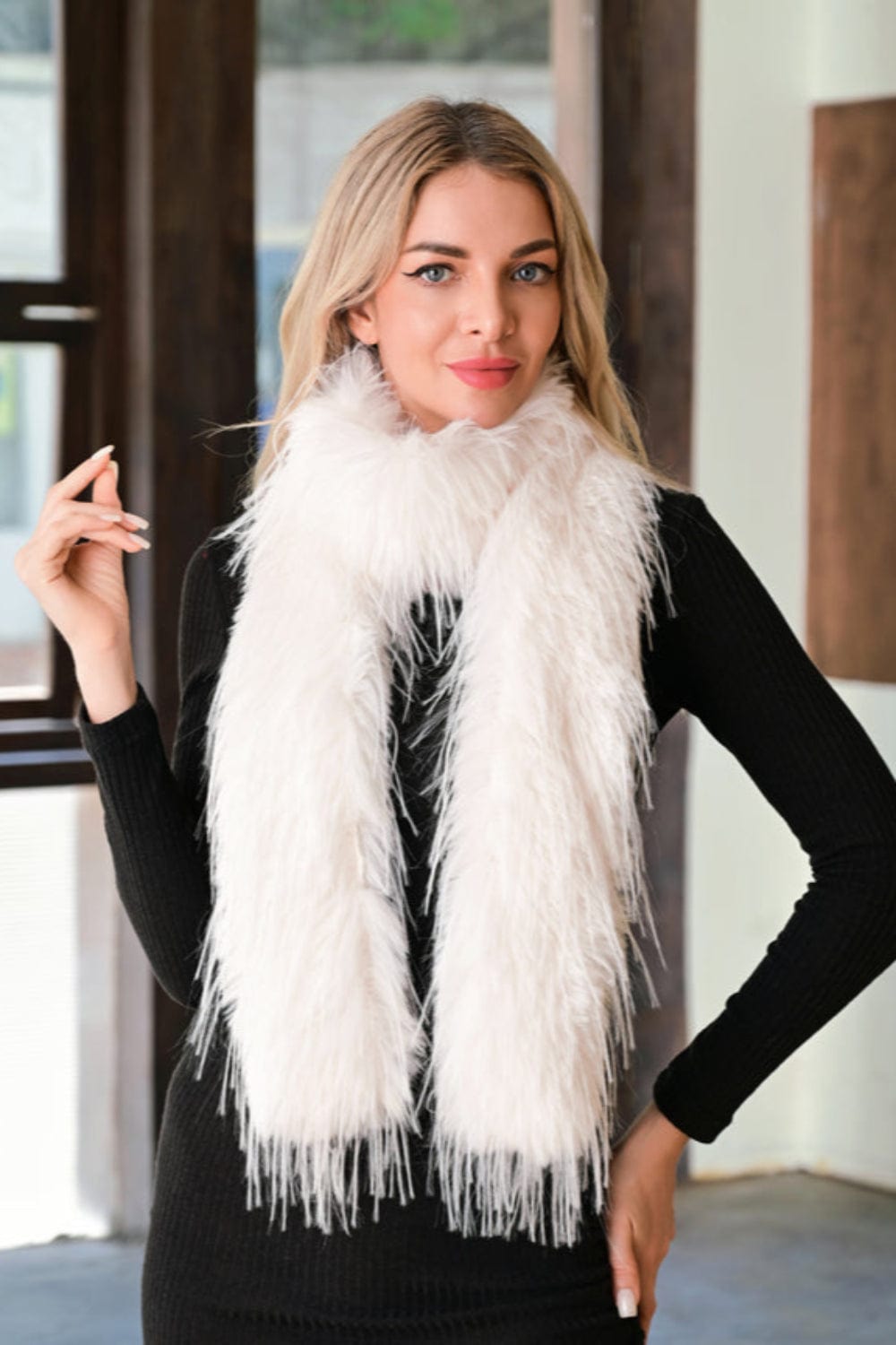 S5122 Fur Shaggy Scarf - MiMi Wholesale