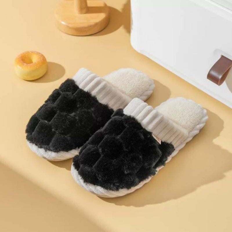 SF50102 Plush Slippers - MiMi Wholesale