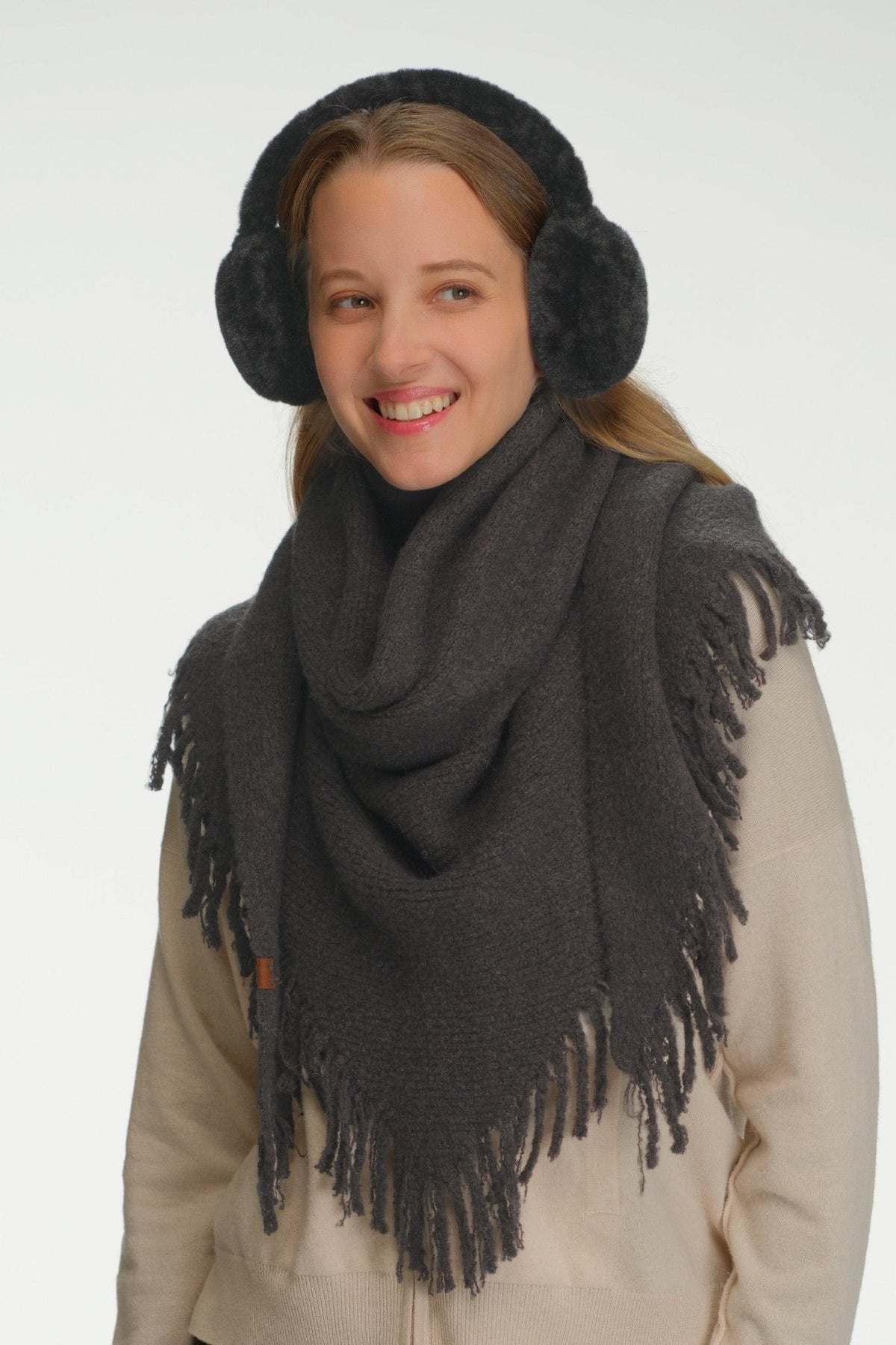 SFC0143 Triangle Fringe Scarf - MiMi Wholesale