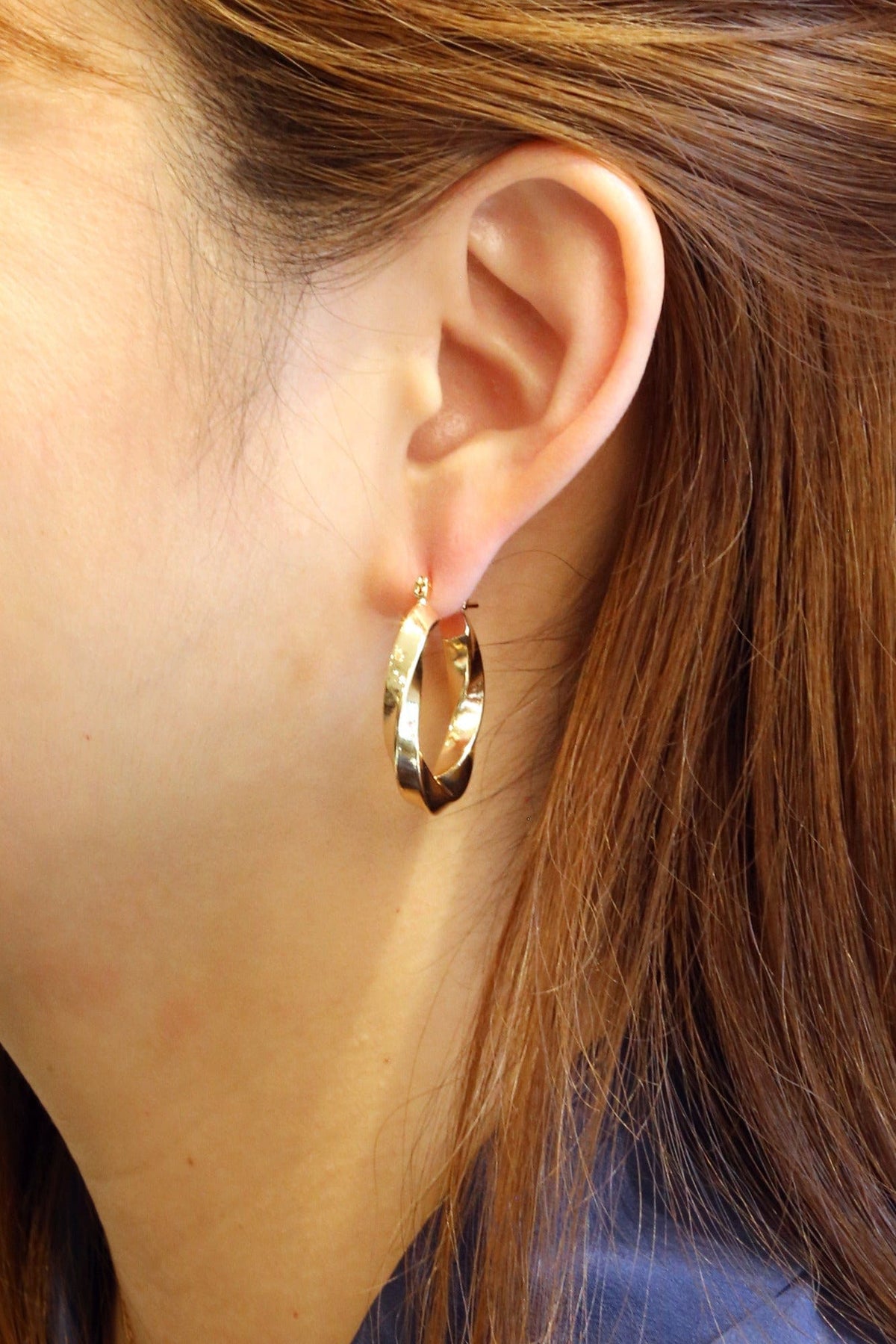 SJE310317 14K Twisted Hoop Pincatch Earrings - MiMi Wholesale