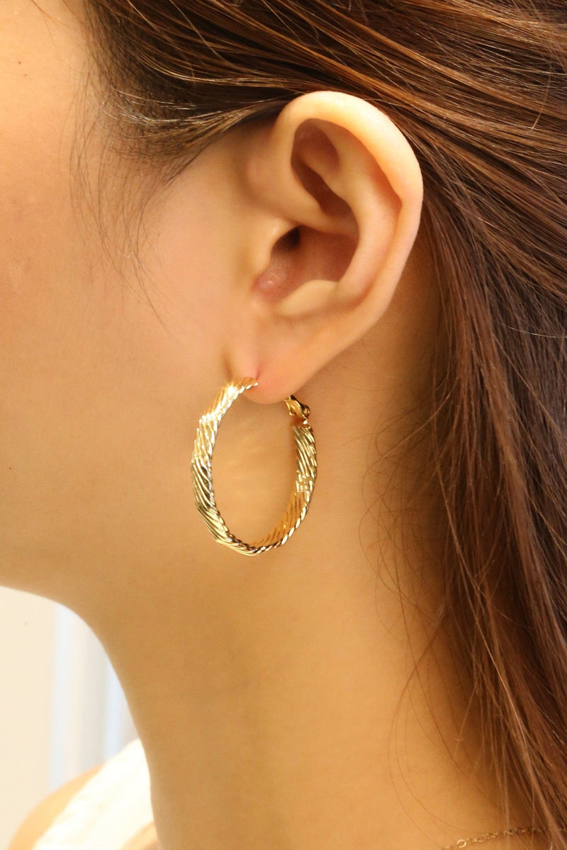 SJE310411 14K Omega Closure Hoop Earrings - MiMi Wholesale