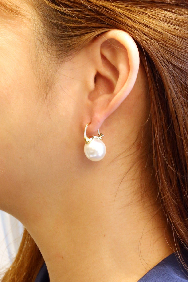 SJE310561 14K Pearl Pincatch Earrings - MiMi Wholesale