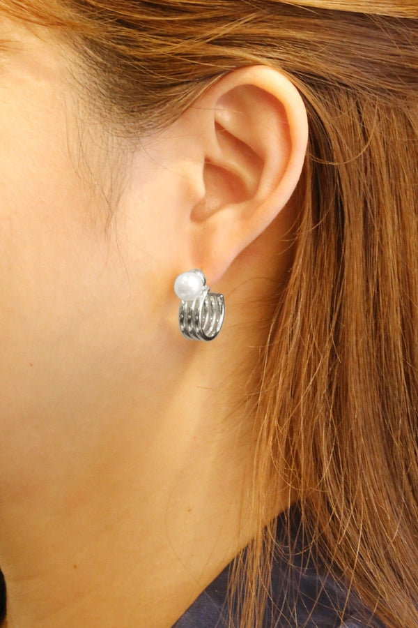 SJE310573 14K Pearl On Hoop Post Earrings - MiMi Wholesale