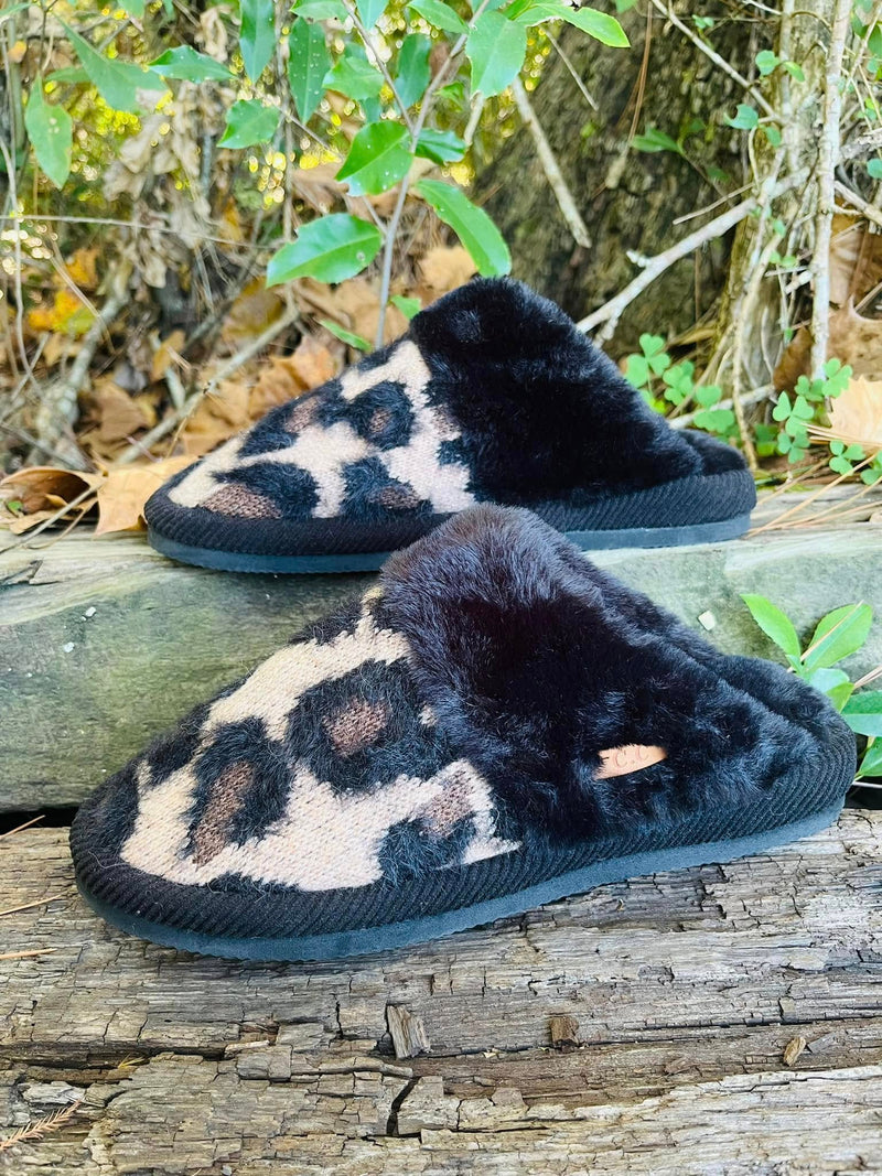 SPE2061 Knitted Leopard Furry Slippers - MiMi Wholesale