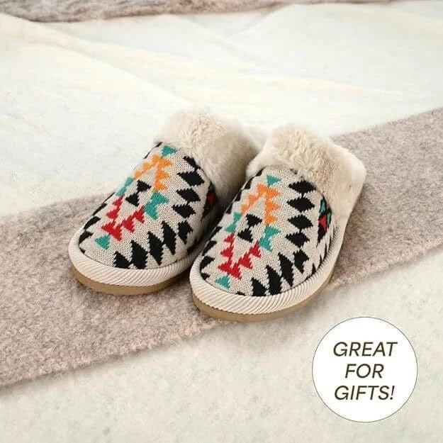 SPE3001 Aztec Pattern Furry Slippers - MiMi Wholesale