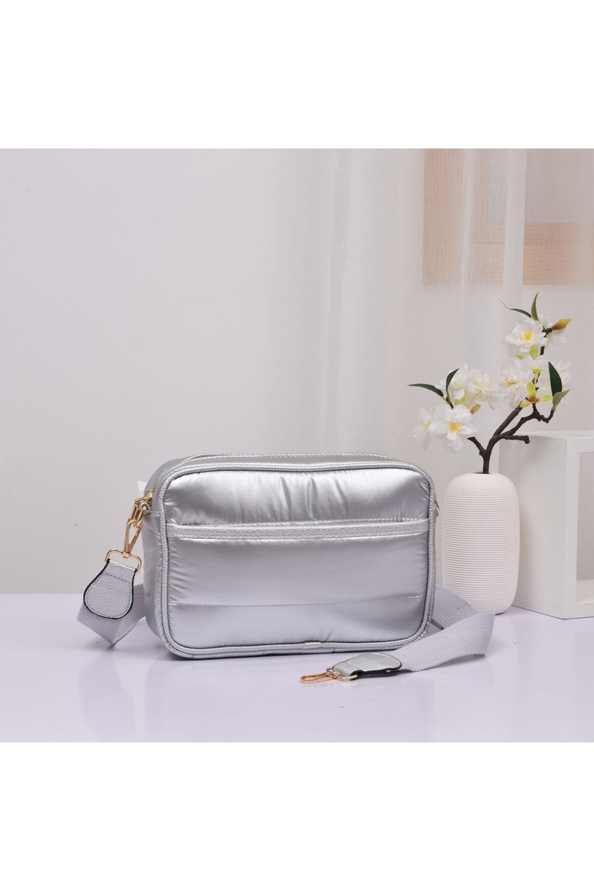 TG10293 Chloe Puffer Camera Crossbody Bag - MiMi Wholesale
