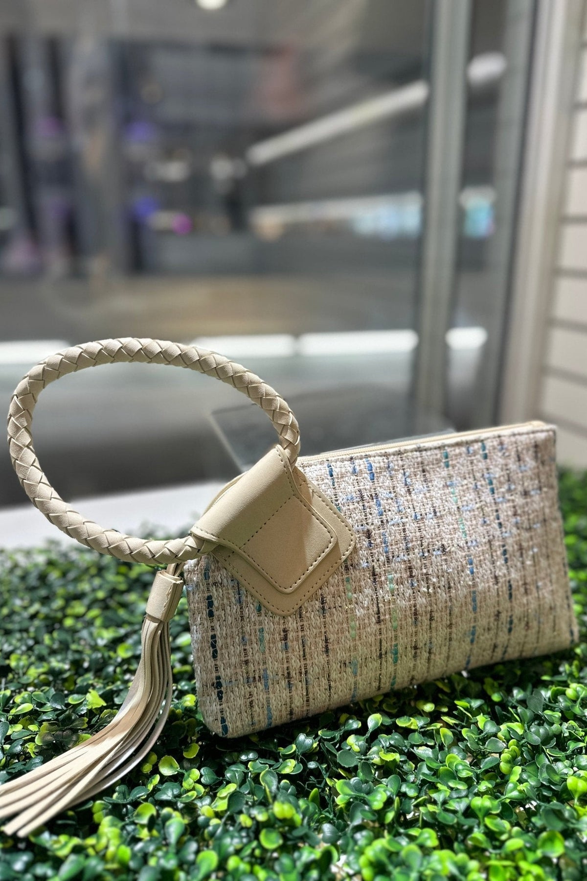 TW204 Tweed Cuff Handle Tassel Wristlet/Clutch - MiMi Wholesale