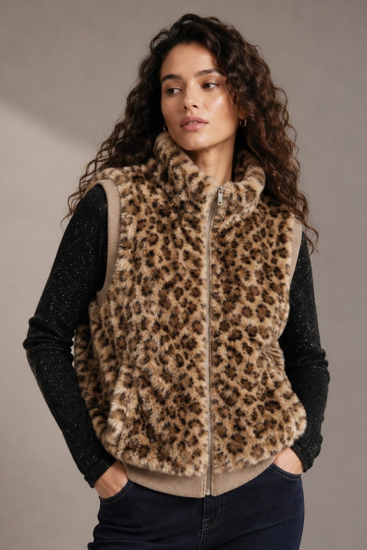 WCVS636 Bianca Leopard Faux Fur Rib Trim Vest - MiMi Wholesale