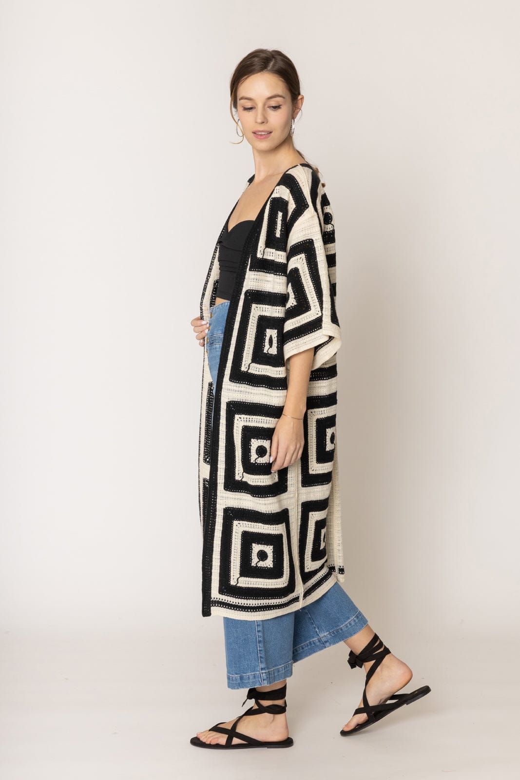 WLCS078 Square Pattern Crochet Cardigan - MiMi Wholesale