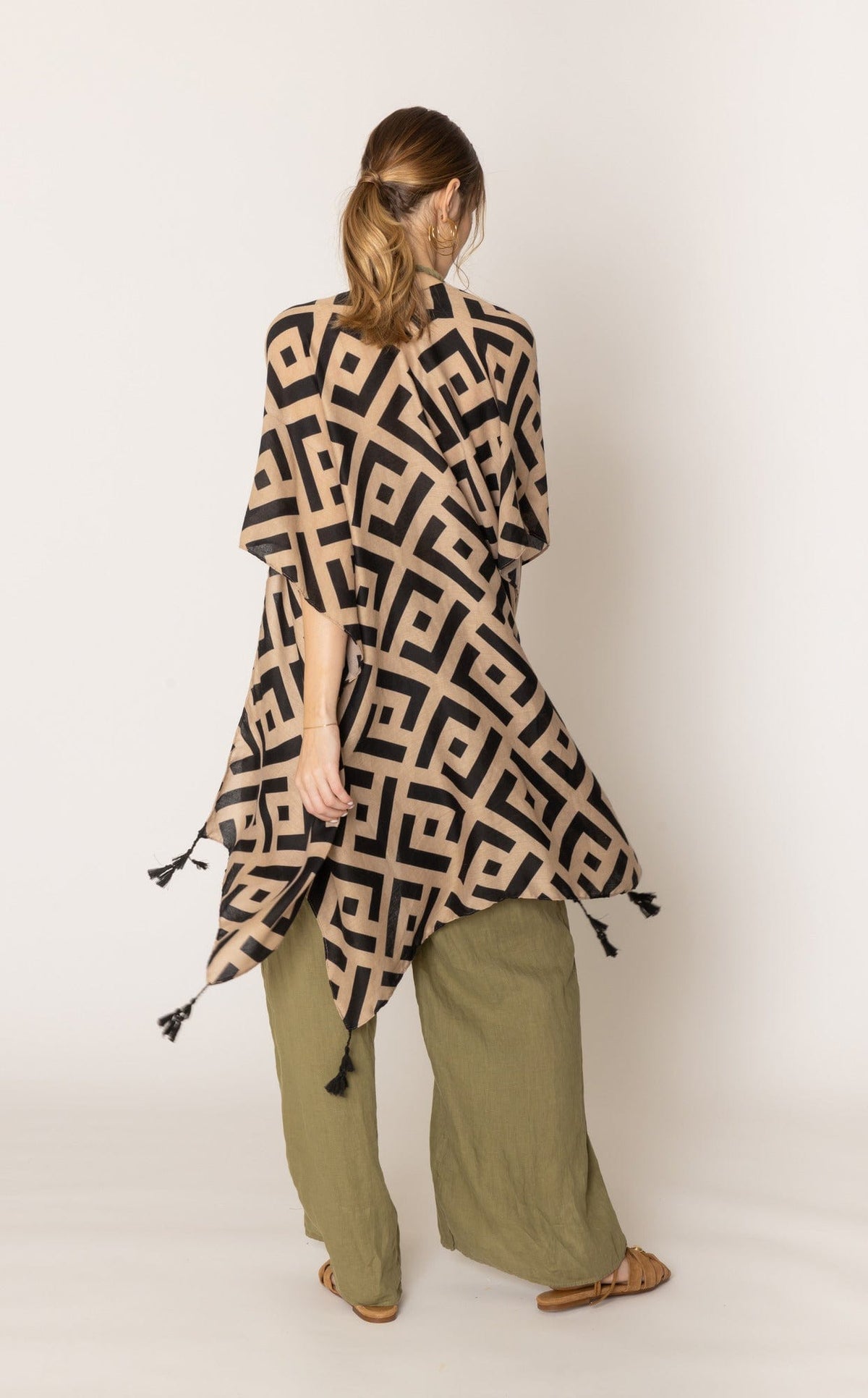 WLK410094 Aubrey Geometric Print Kimono With Tassels - MiMi Wholesale