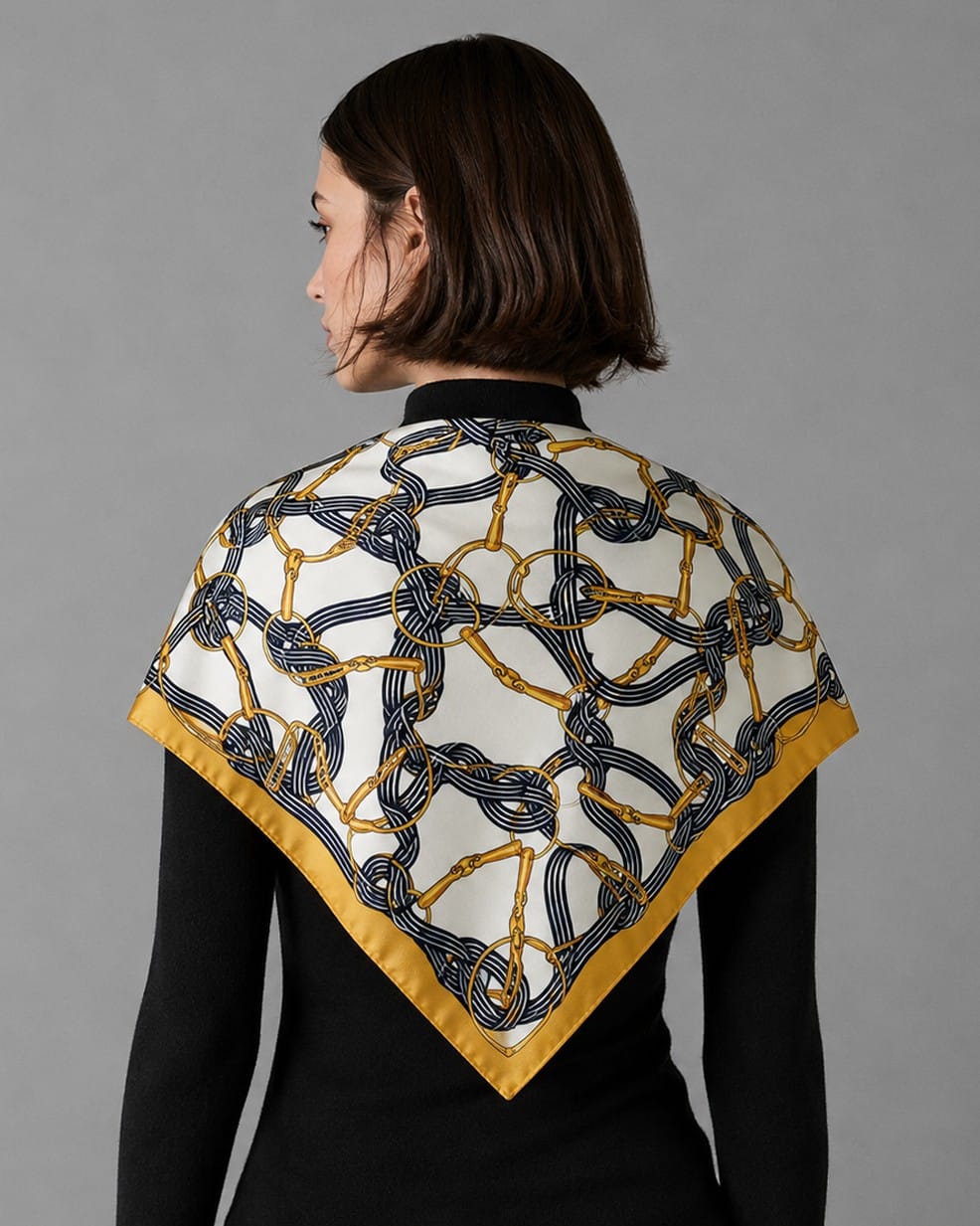 WLSQ540 Horseshoe Motif Print Square Scarf - MiMi Wholesale