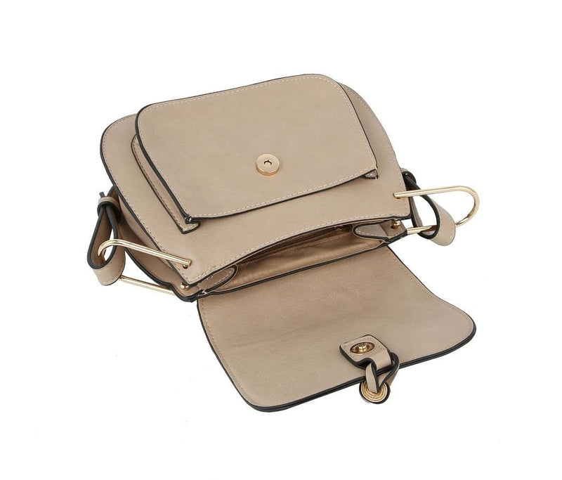 CTEA0004 Fashion Flap Over Tassel Saddle Crossbody Bag - MiMi Wholesale