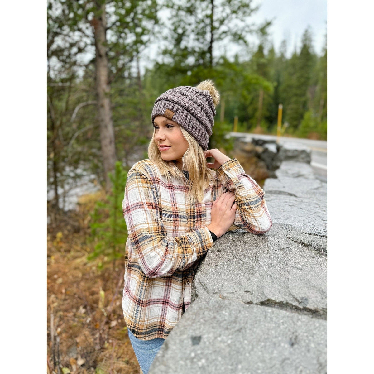 HAT43 Mia Knit Fur Pom Beanie - MiMi Wholesale