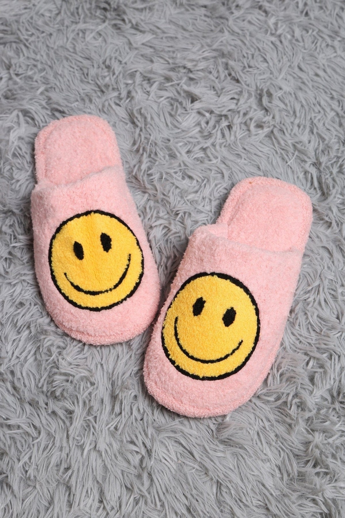 JCL2125 Super Lux Smiley Face Slippers - MiMi Wholesale