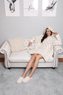 JCL2146 Leopard Super Lux Wearable Blanket - MiMi Wholesale