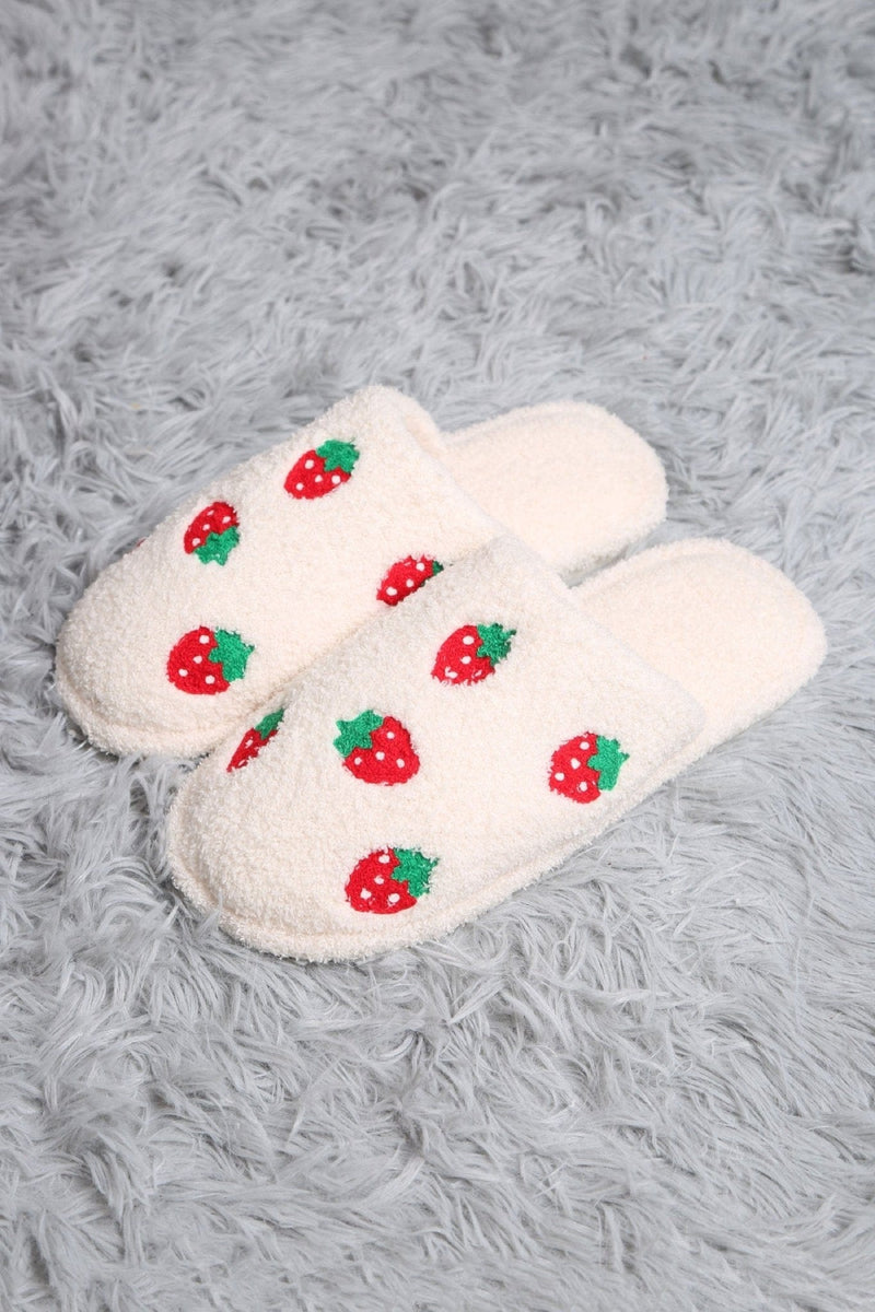 JCL4204-01 Super Lux Strawberry Slippers - MiMi Wholesale