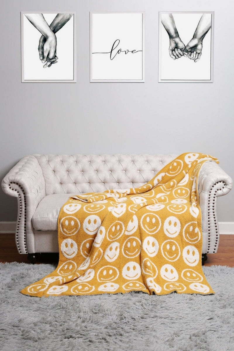 JCL4303 Super Lux Smiley Face Throw Blanket - MiMi Wholesale