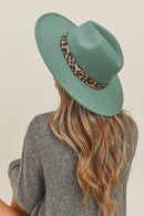 MH0047 Fedora Leopard Band Trim Felt Hat - MiMi Wholesale