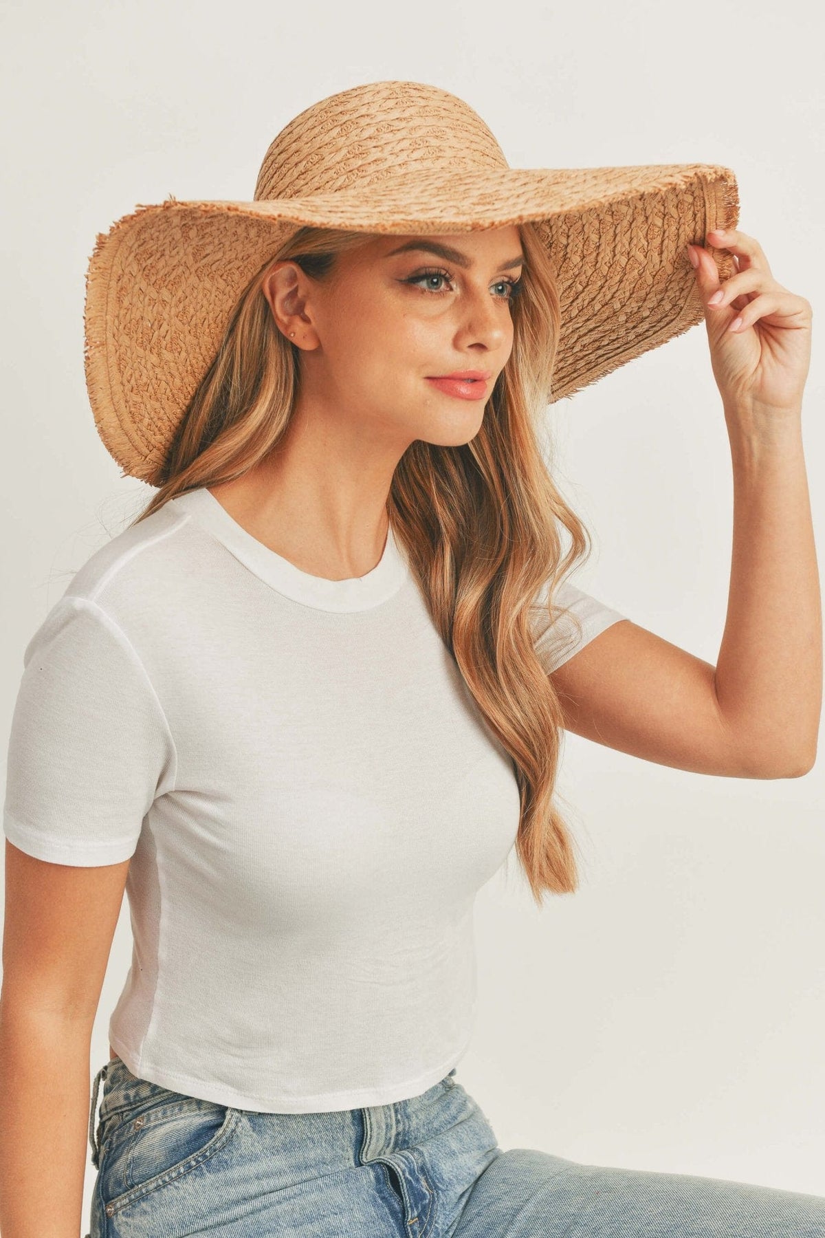 MH0095 Floppy Straw Sun Hat with Frayed Edges - MiMi Wholesale