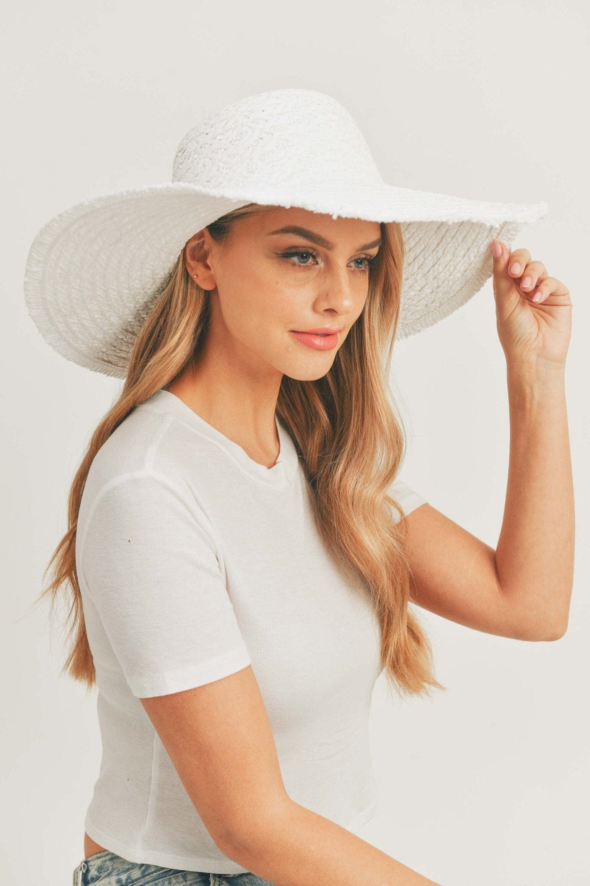 MH0095 Floppy Straw Sun Hat with Frayed Edges - MiMi Wholesale