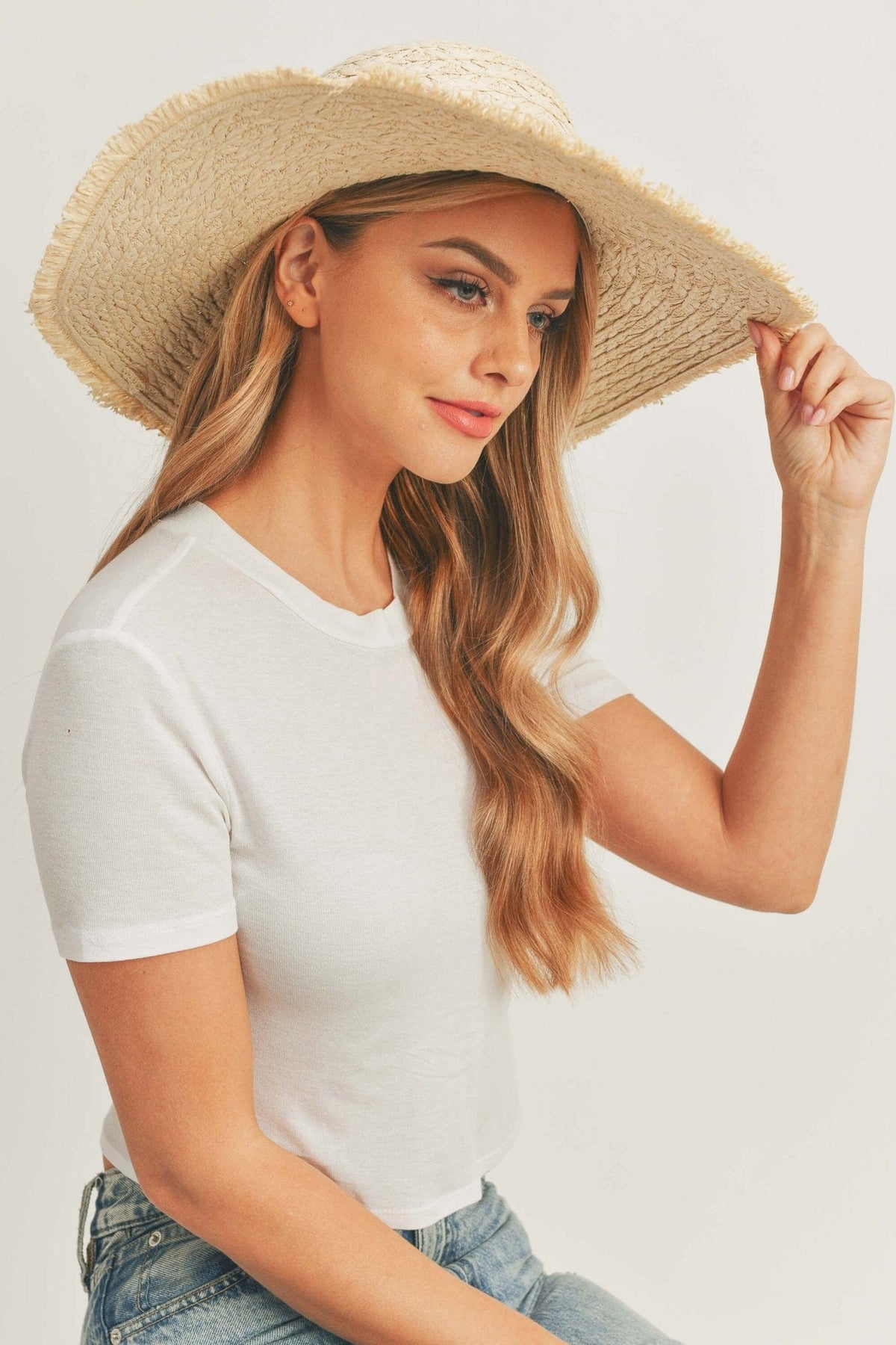 MH0095 Floppy Straw Sun Hat with Frayed Edges - MiMi Wholesale