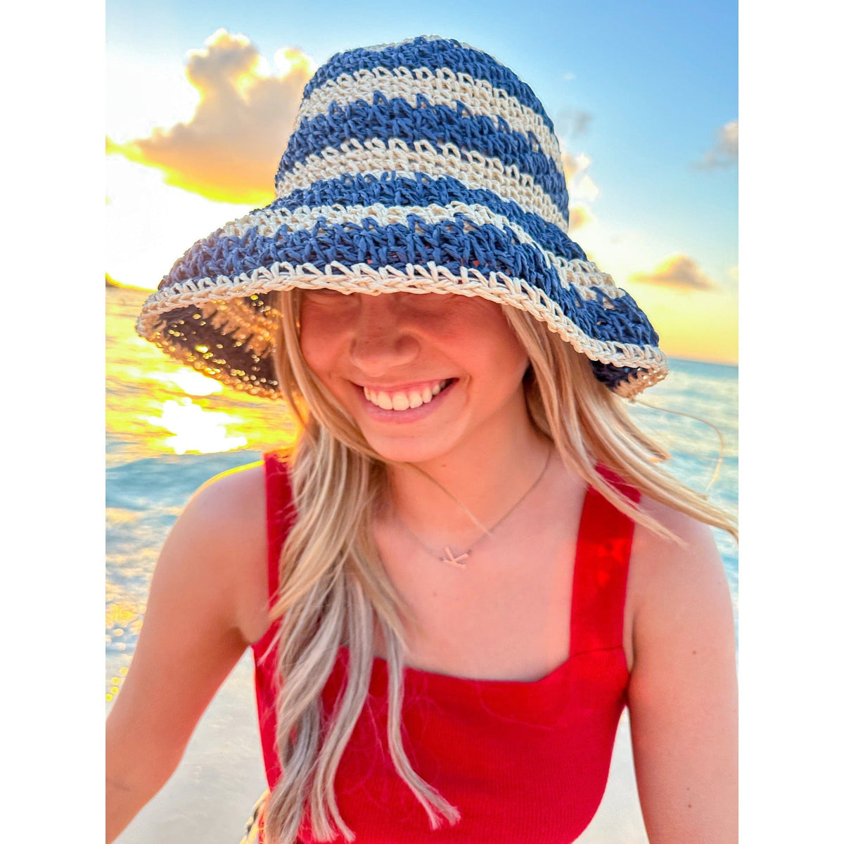 ST4245 Striped Crochet Bucket Hat - MiMi Wholesale