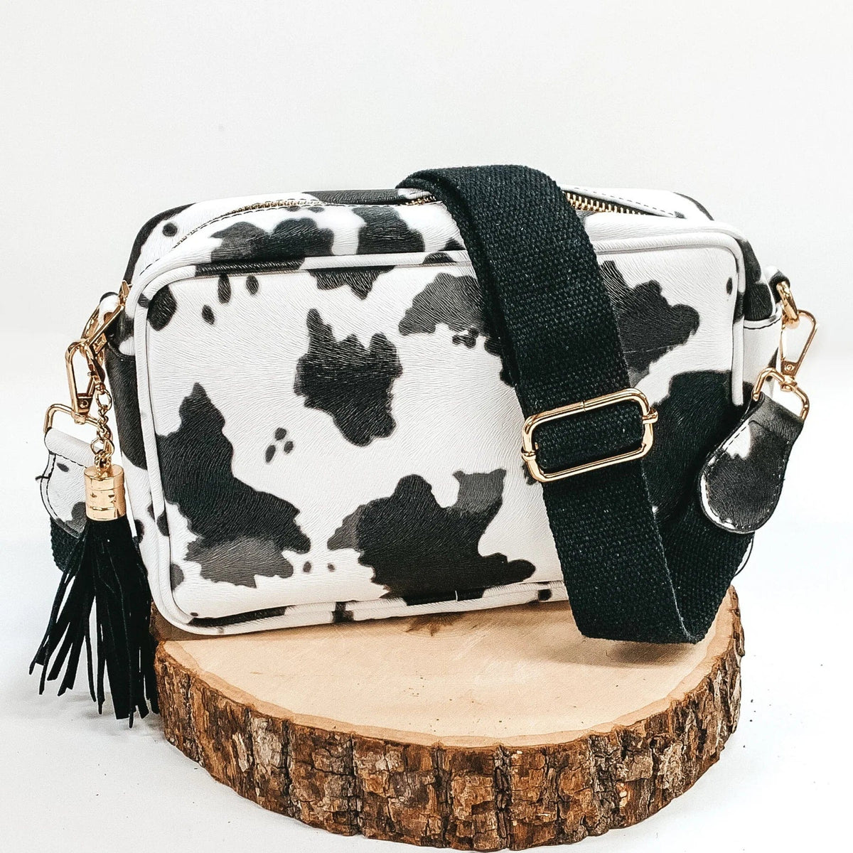 TG10204 Solid Color Tassel Camera Crossbody Bag - MiMi Wholesale