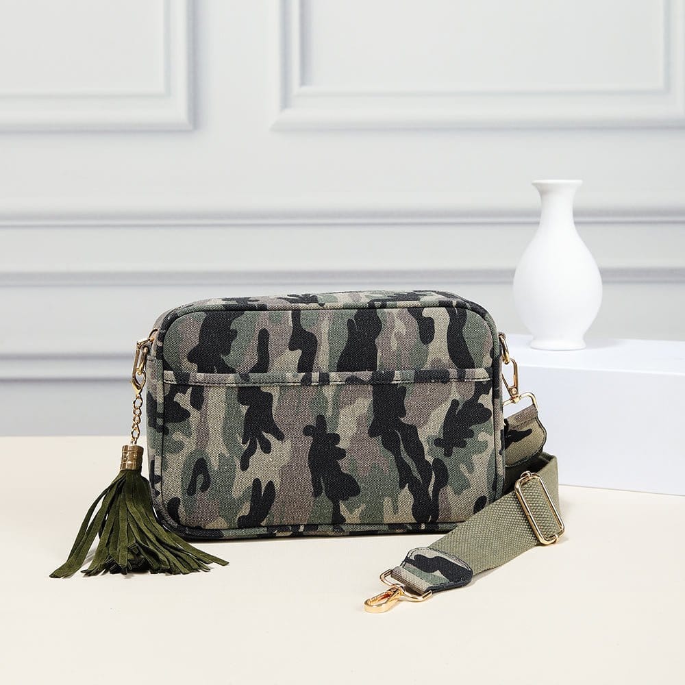 TG10204 Solid Color Tassel Camera Crossbody Bag - MiMi Wholesale