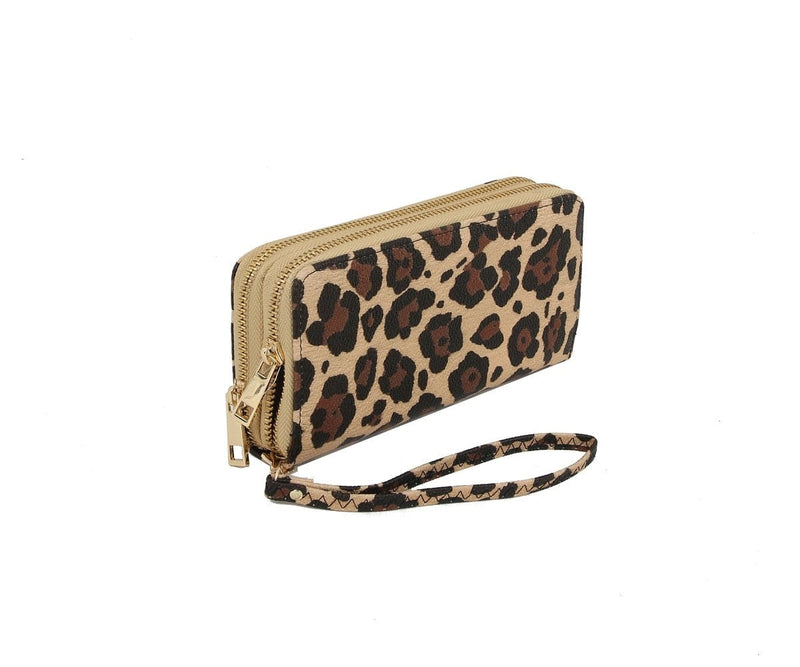 W02CH Cheetah Print Flat Wallet - MiMi Wholesale